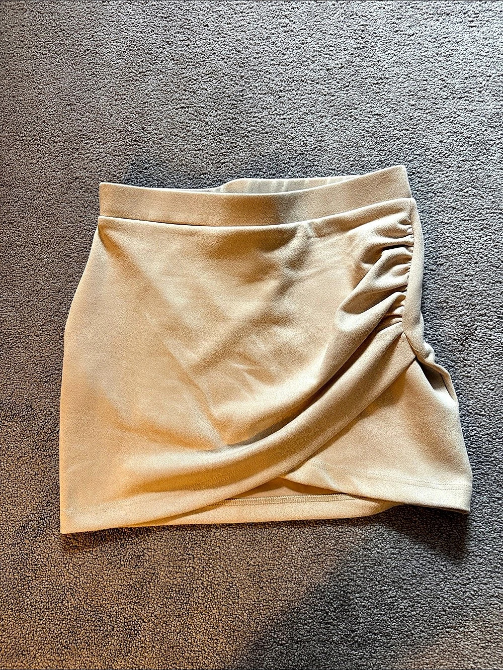 SHEIN Ruched Mini Skirt in Beige Size XXL Like New